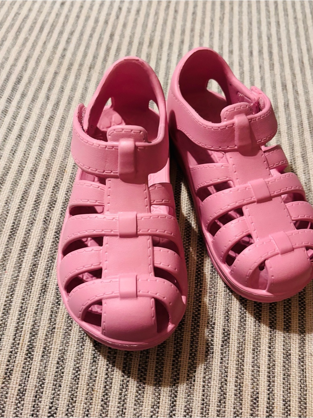 Kids Pink Closed-Toe Sandals